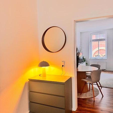 New Apartment In Magdeburg Buckau - Waschmaschine, Smart-Tv, Neues Badezimmer ภายนอก รูปภาพ