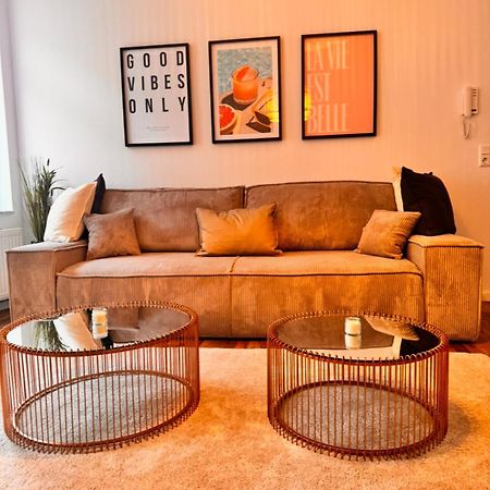 New Apartment In Magdeburg Buckau - Waschmaschine, Smart-Tv, Neues Badezimmer ภายนอก รูปภาพ